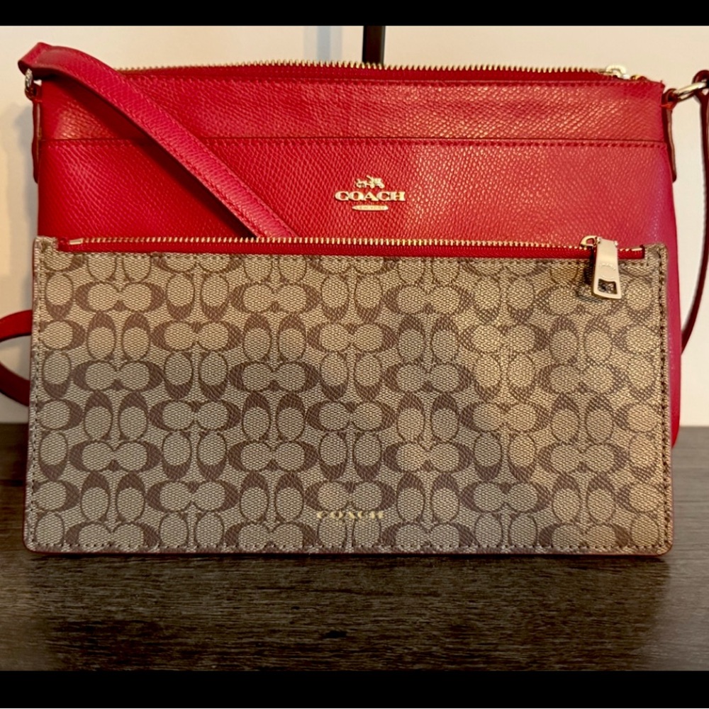 Coach F52881 Red Leather East West Pop Crossbody- Signature Pop Up Pouch EUC π€© - Picture 3 of 7
